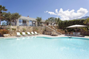 Villa Demetra by PosarelliVillas